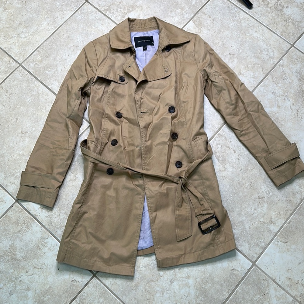 Women’s Banana republic trench coat XSP